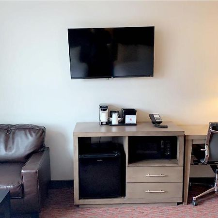 Capital Hotel Long Island City Ню Йорк Екстериор снимка